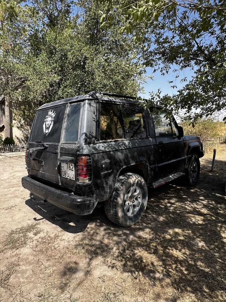 Isuzu trooper 2,6
