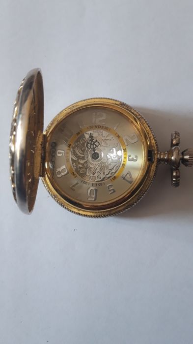 Часы  корманные.