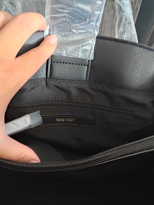 Geantă negru și gri Nine West