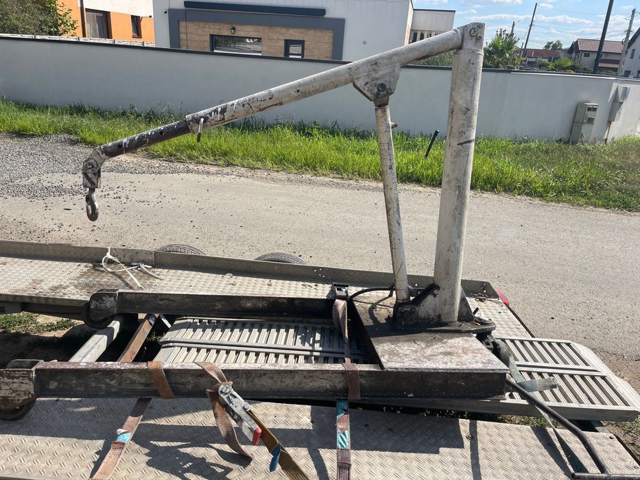 Macara pliabilă tip girafă