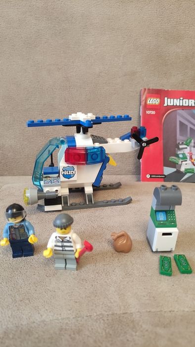 LEGO Juniors 10720 - Преследване с полицейски хеликоптер
