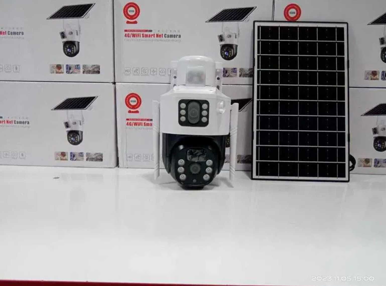 Камера с солнечной панелью 4G по 3мп