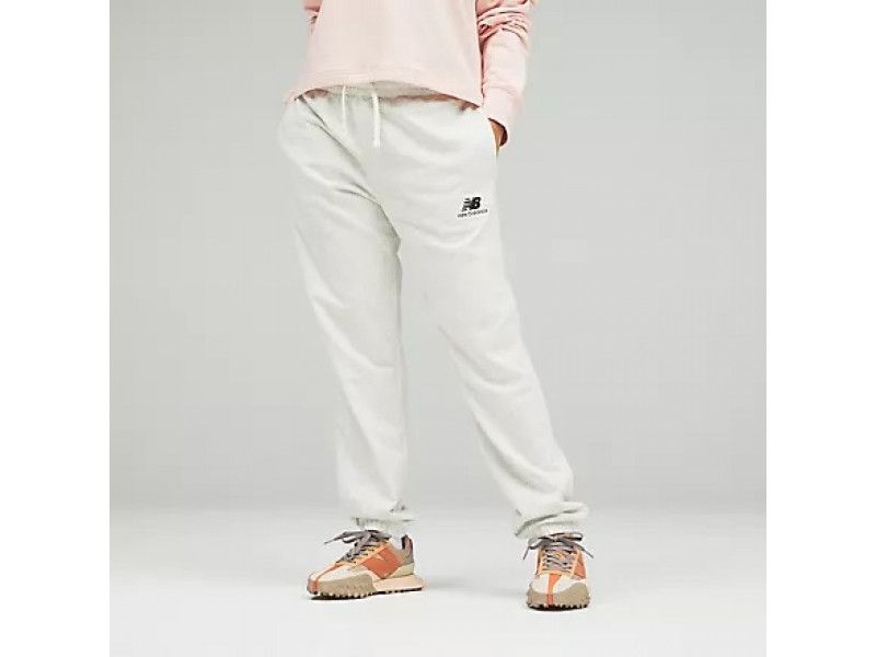 Панталони New Balance Essentials  размери - 4