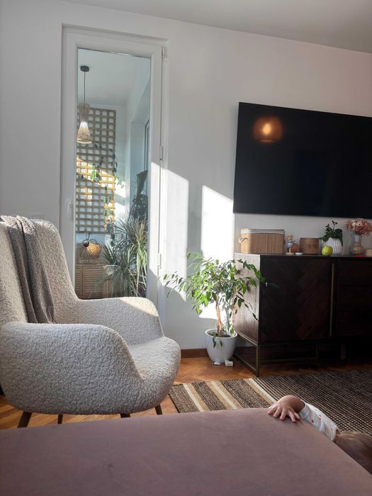 Apartament cu 3 camere la pas de Palas cu parcare