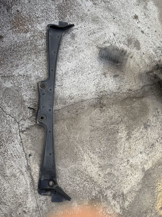 Grila stergatoare bmw e60 e61