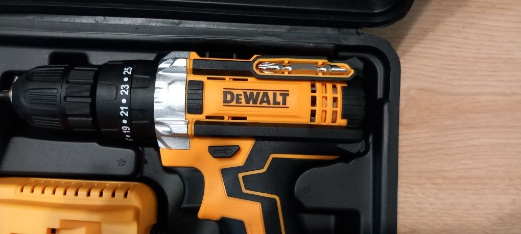 Нов винтоверт DeWalt