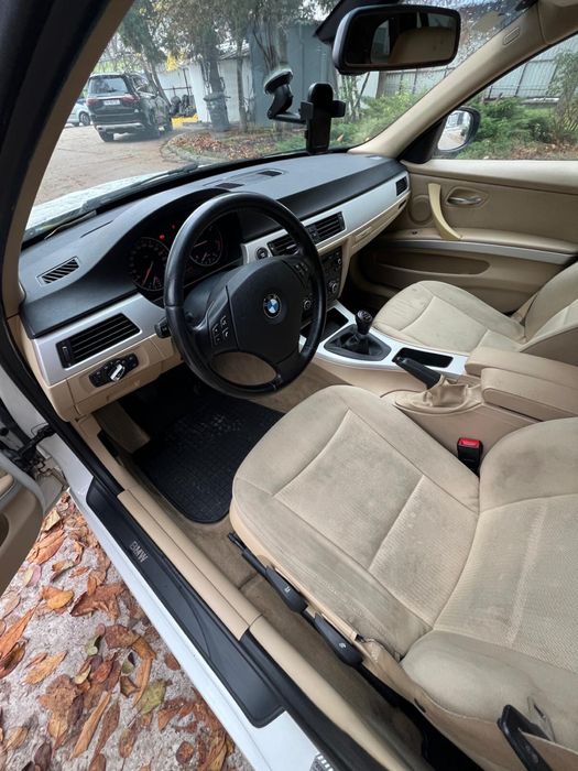 Bmw E91/90 facelift 318D