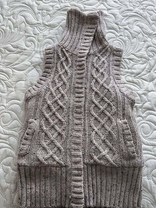 Пуловери, рокли за момиче размер 148-156