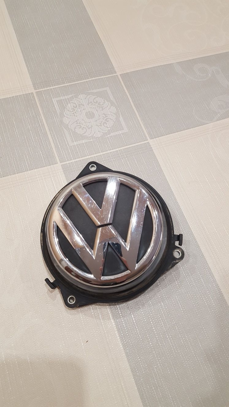 Емблема заден капак Volkswagen Passat