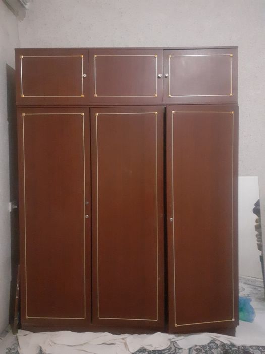 Мебел шкаф б/у. Иделано