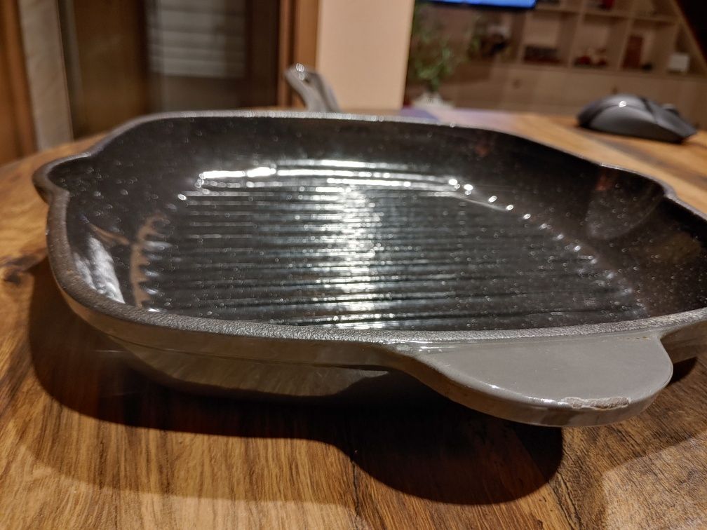 Heinner Tigaie Grill Fonta Emailata - aproape NOU!