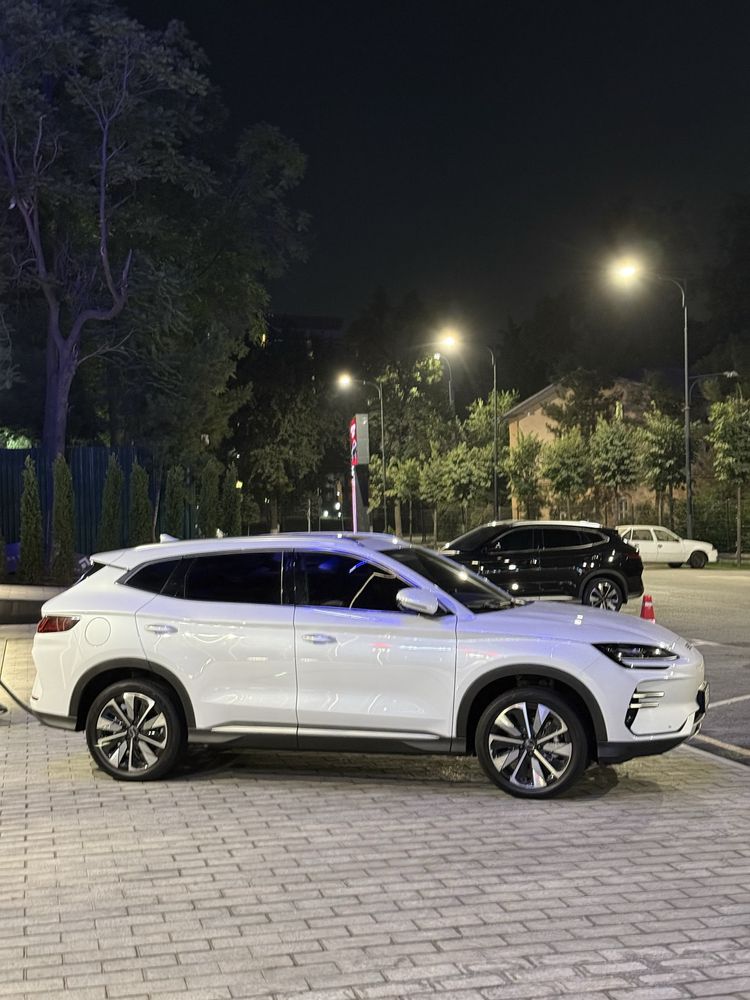 BYD Champion Restayling Ev Full