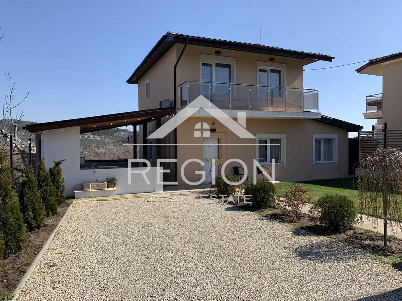 Дава се под наем Къща в Варна, Виница - 220 кв.м за 1200 € - Снимка #10