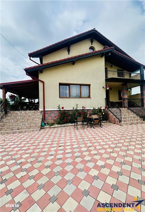 Casa generoasa cu pretios teren de 2.400 mp, Sanpetru, Brasov