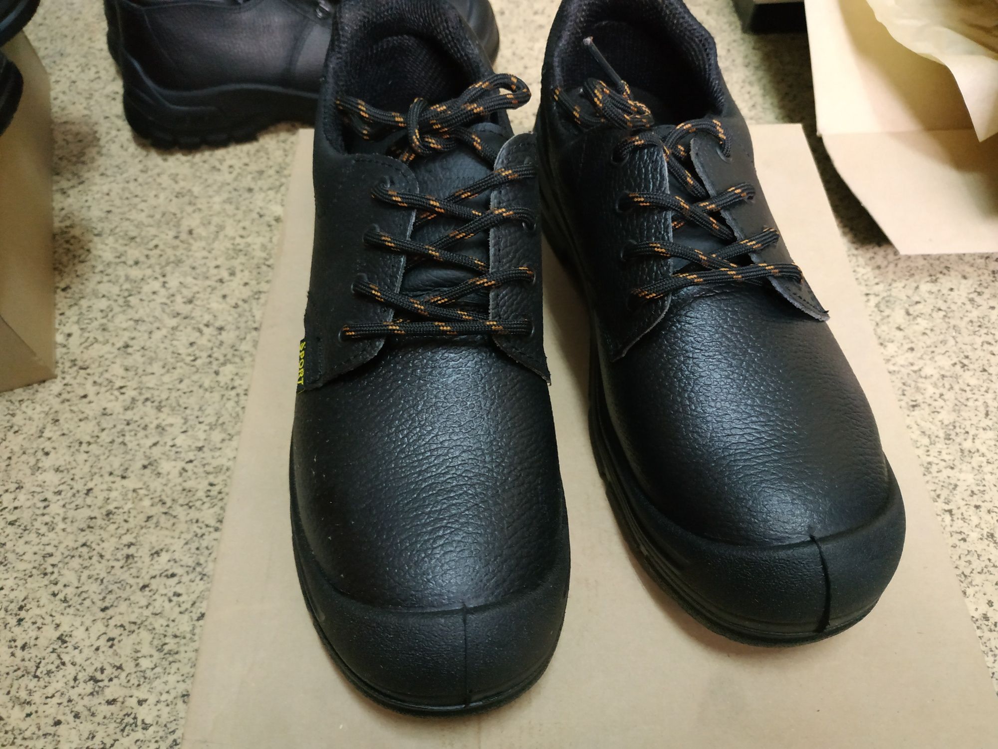 Работни обувки - кожа, 42-46