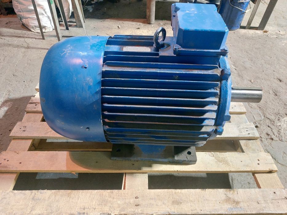 Электродвигатель 5А225М6 37 квт