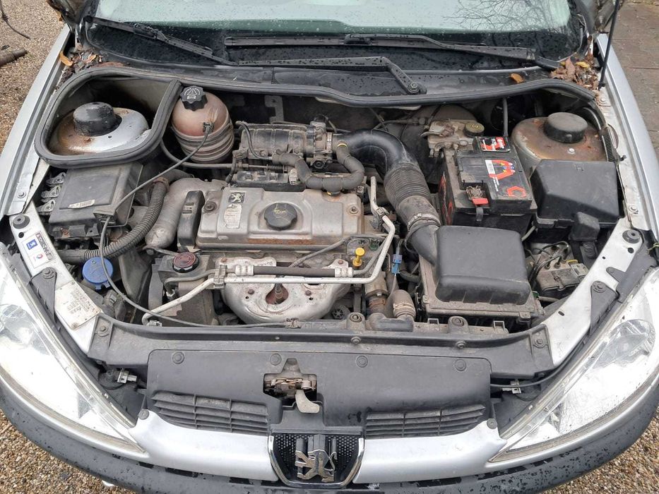 Peugeot 206, motor 1,1 benzina cu proba pe masina !