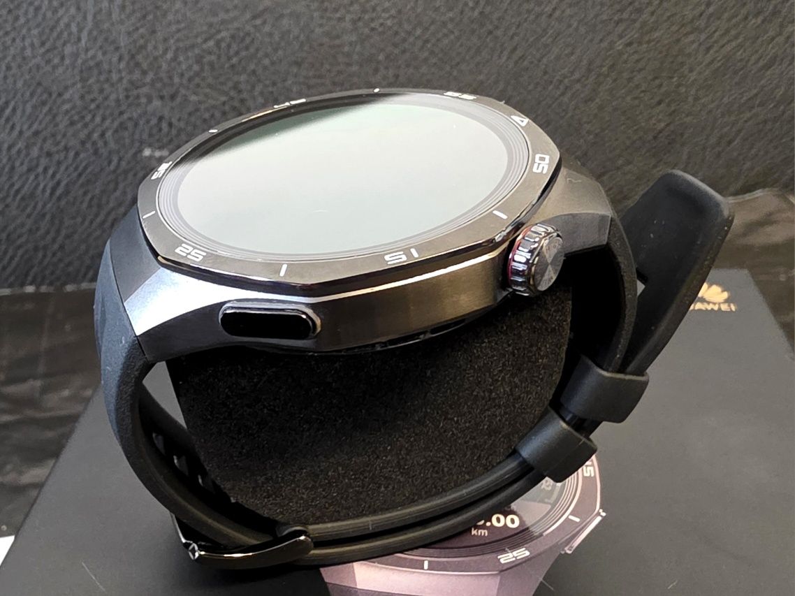 46mm Huawei watch GT 5 PRO Гаранция VIVACOM 2026 BLACK