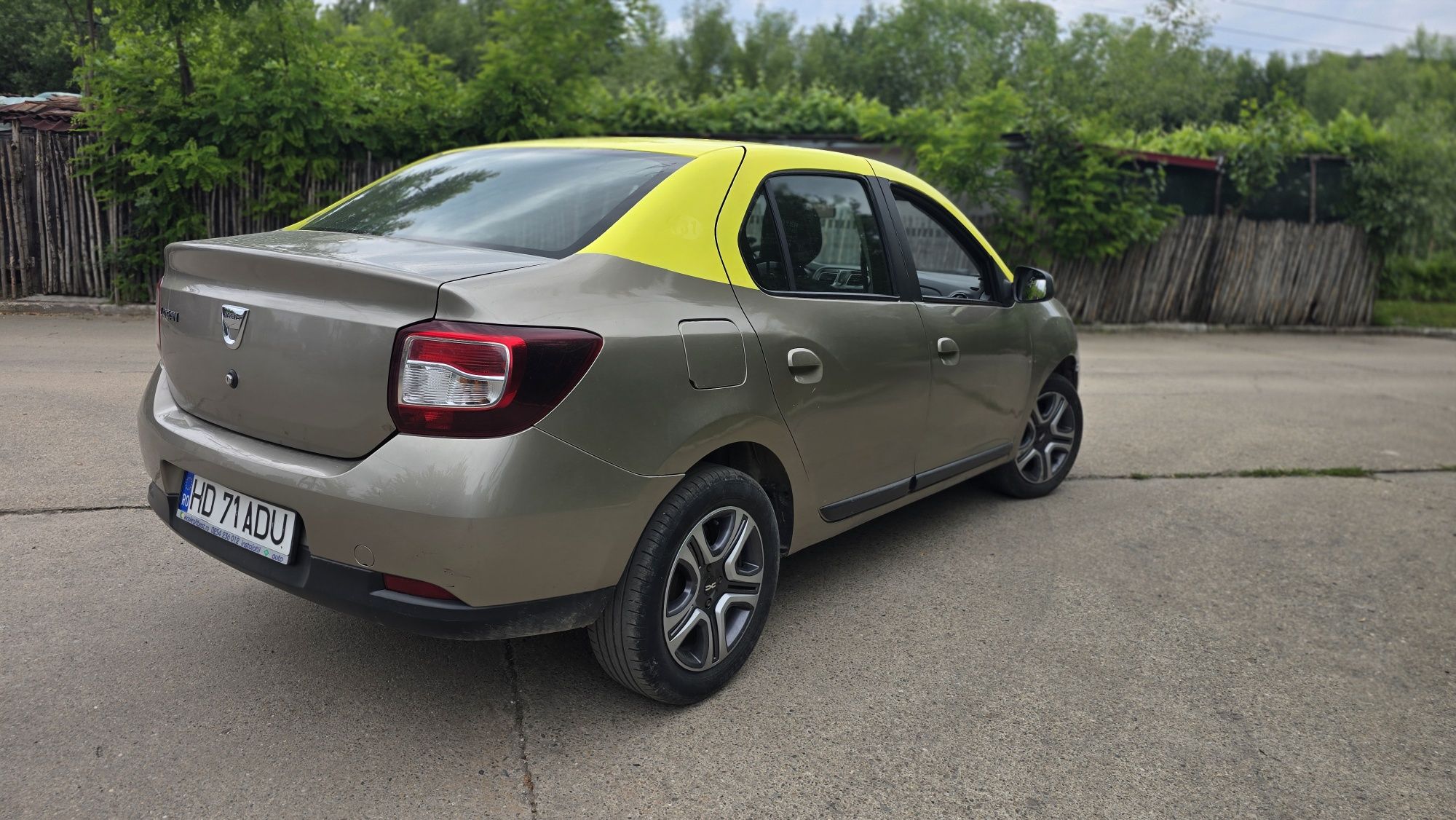 Vând Dacia Logan 2015 GPL
