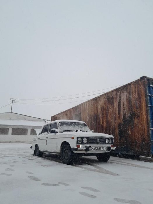 Vaz 2106 sotiladi