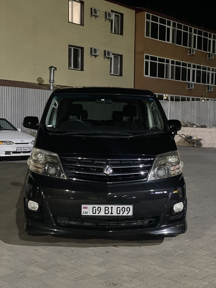 Toyota Alphard 2008