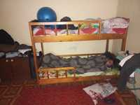 Двухэтажная деревянная кровать детская