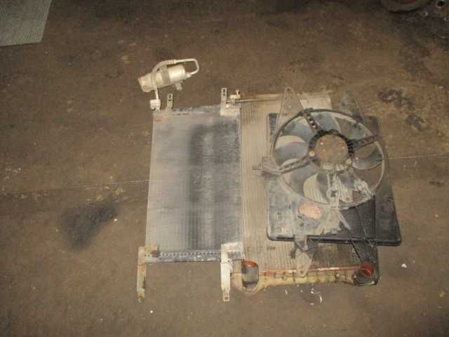 Radiator apa racire clima ac ventilator Fiat Doblo motor 1,6 benzina