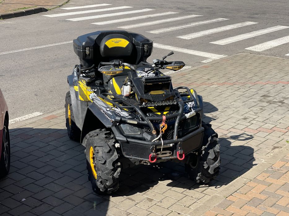 Can am Outlender Bombardier 800r
