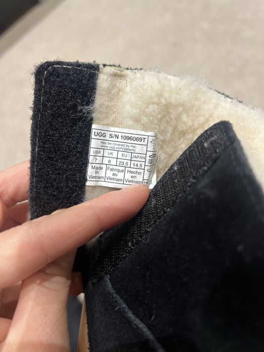 Ugg uri fetita originale