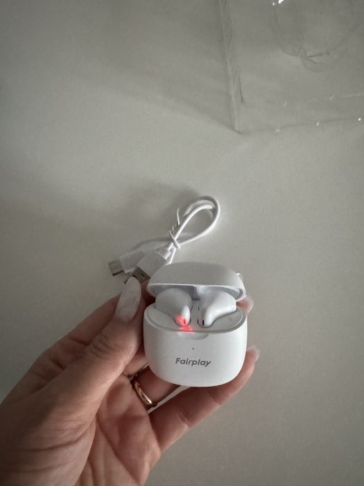 Casti Bluetooth