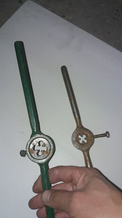 плашки для внешней резьбы на 6мм и 8 мм (СССР)