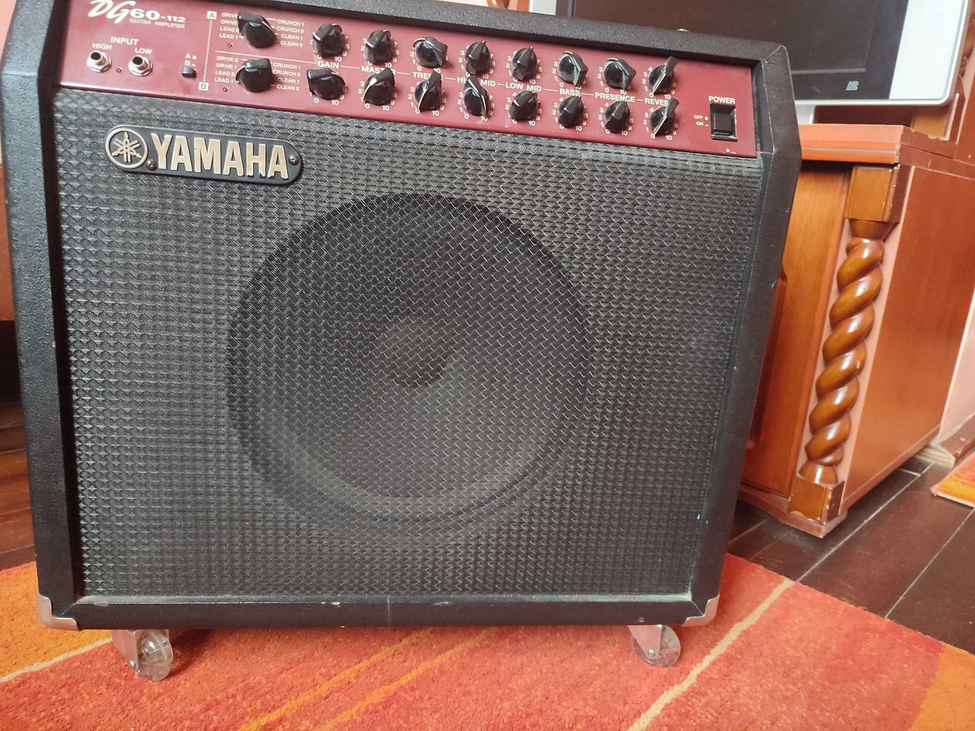 Yamaha DG60-112 guitar amplifier