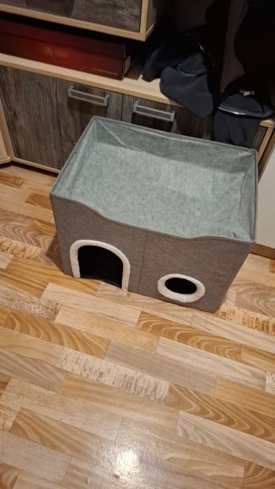 Продам домик для кошечки б/у