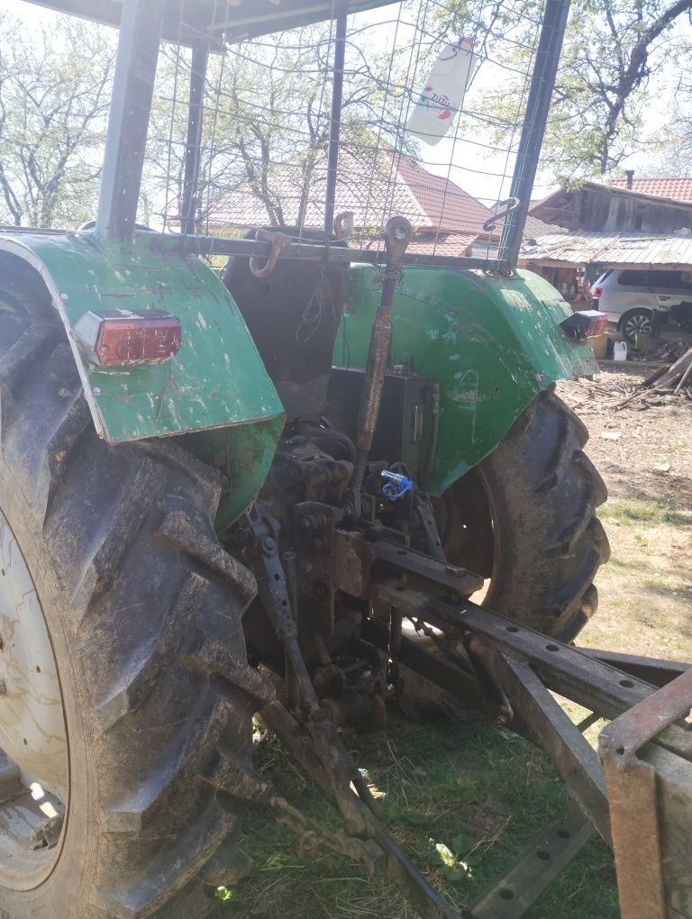 De vanzare tractor