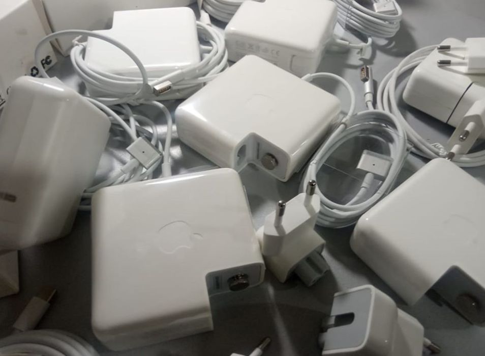 на MacBook 60W - зарядка, блок питания 60 ватт