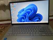 Asus Vivobook ////
