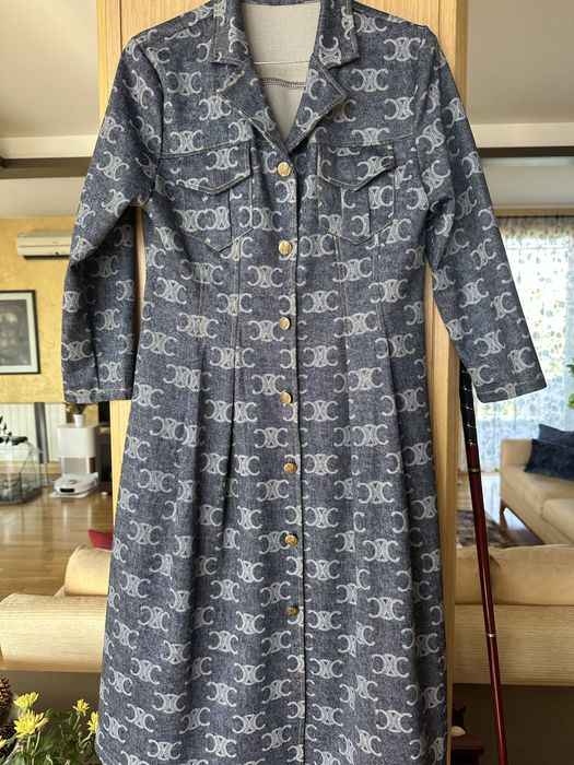 Дънкова рокля, тип риза