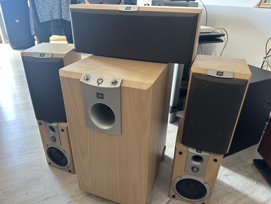 Sistem home-cinema 5.1. Harman Kardon + JBL