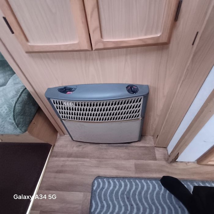 Rulota Abbey  neinmatriculata ,6 pers ,fără infiltratii Funcționa