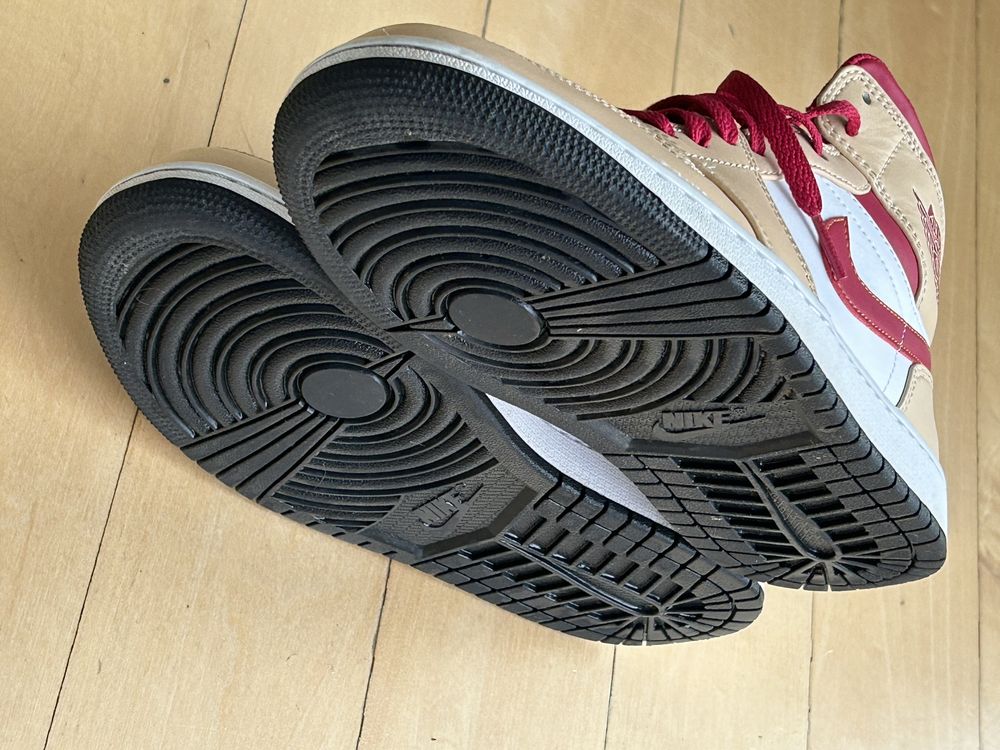 Маратонки Nike Air Jordan1  1 MID GS unisex 41 номер