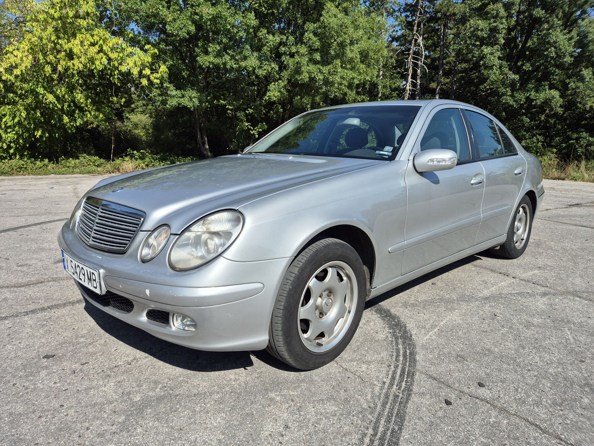 Mercedes E-Class W211
