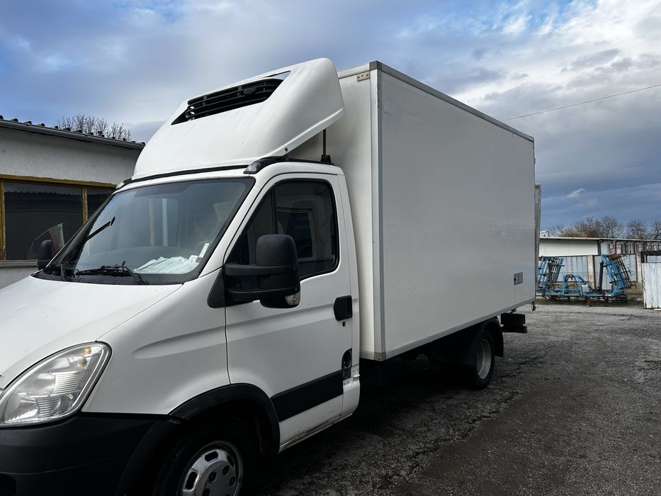 Хладилен фургон Frigo S