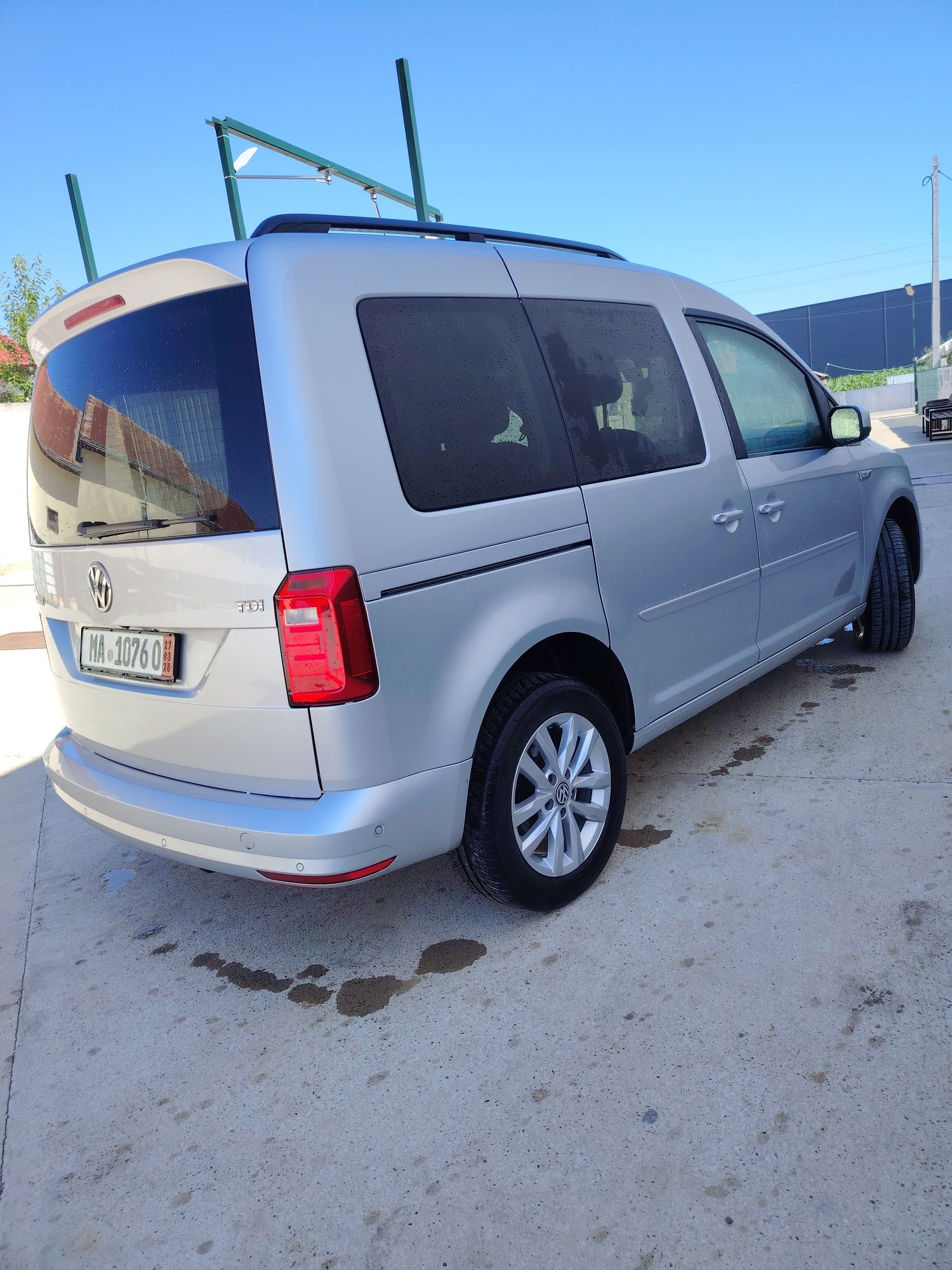 VW caddy 2018 5locur motor 2000