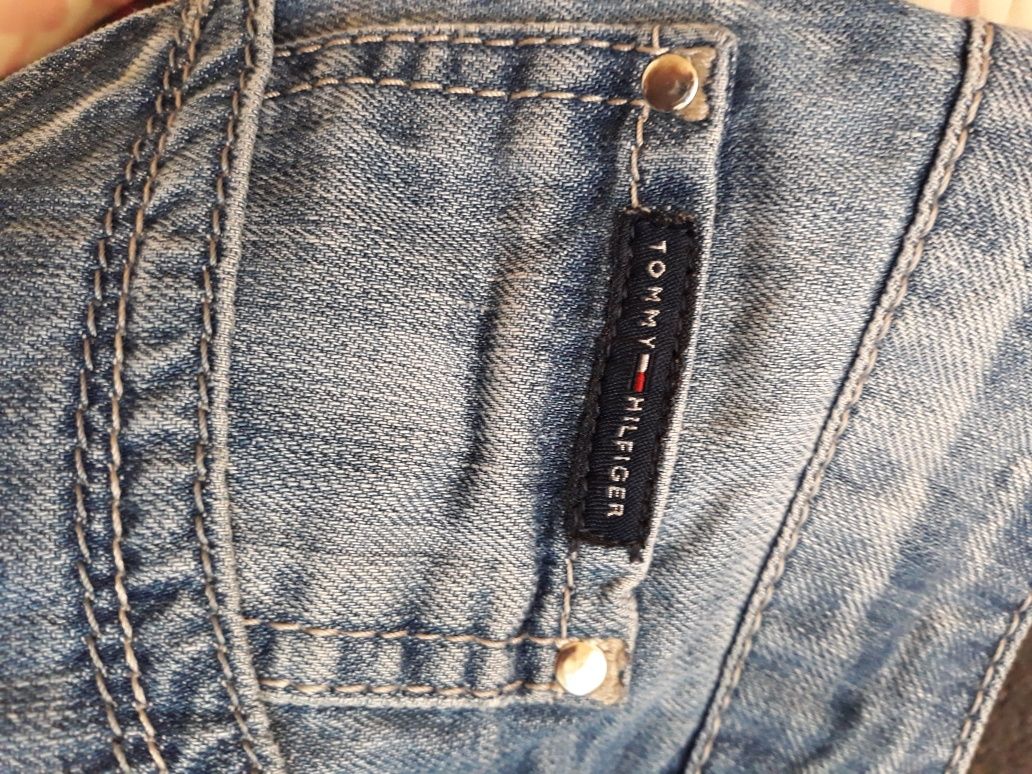 vand jeans tommy