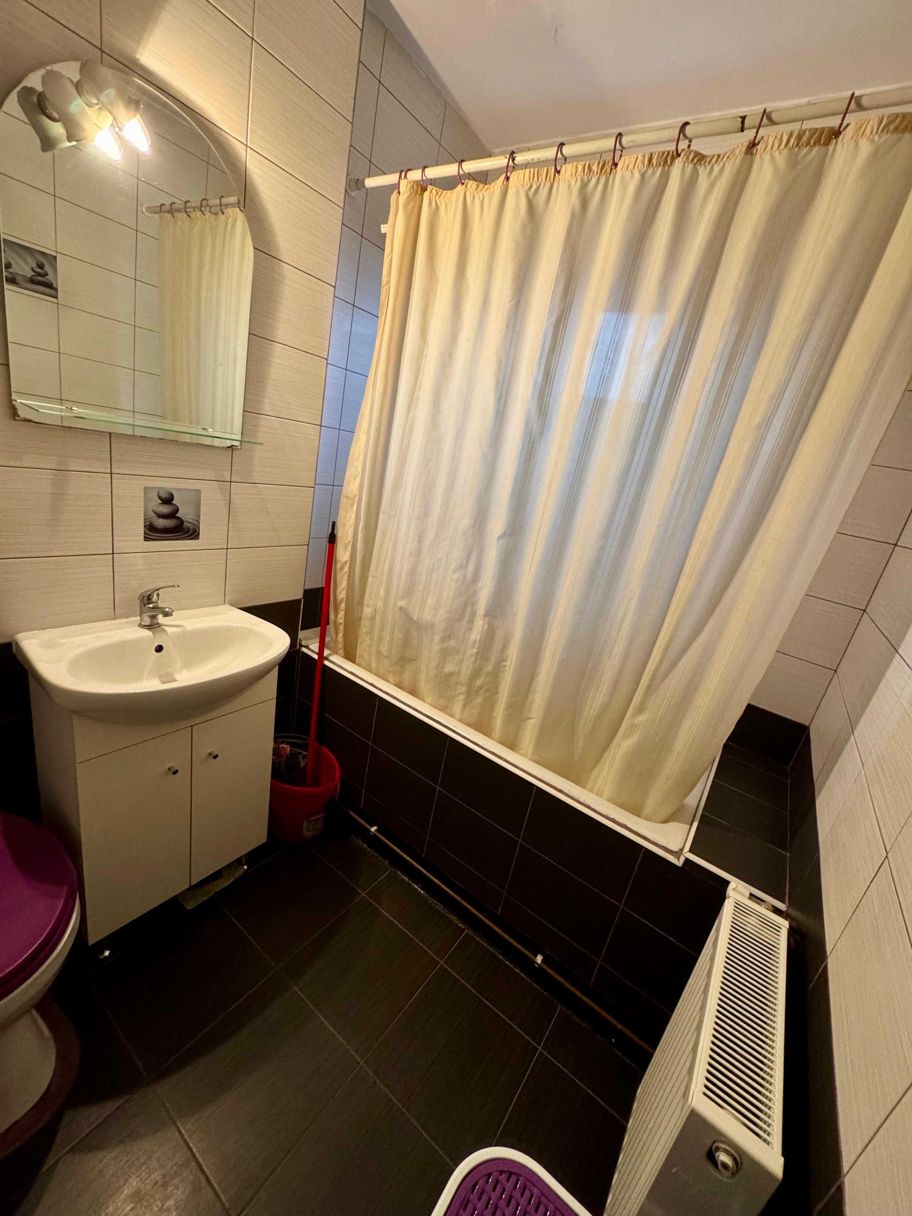 Apartament 2 camere, semidecomandat, 50mp