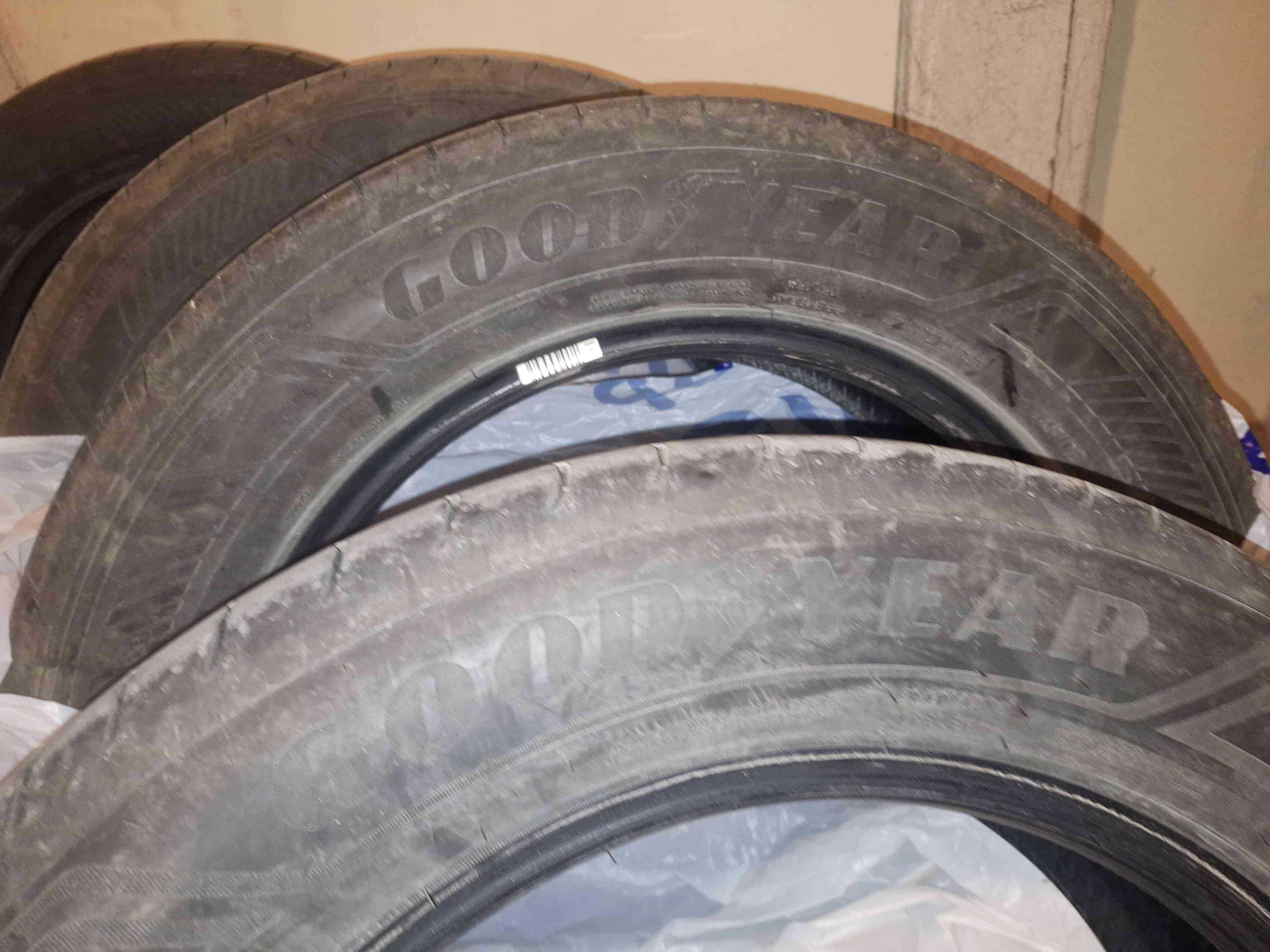 GOODYEAR 215/60R17 96H EFFICIENTGRIP 2 SUV - 4бр. 2224 Made in Germany