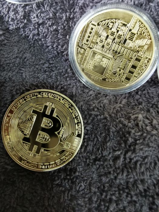 Bitcoin criptomoneda decorativa. BTC metal + protectie