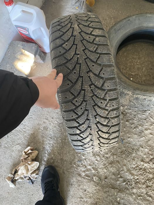 Продам покрышки 215/60 R16