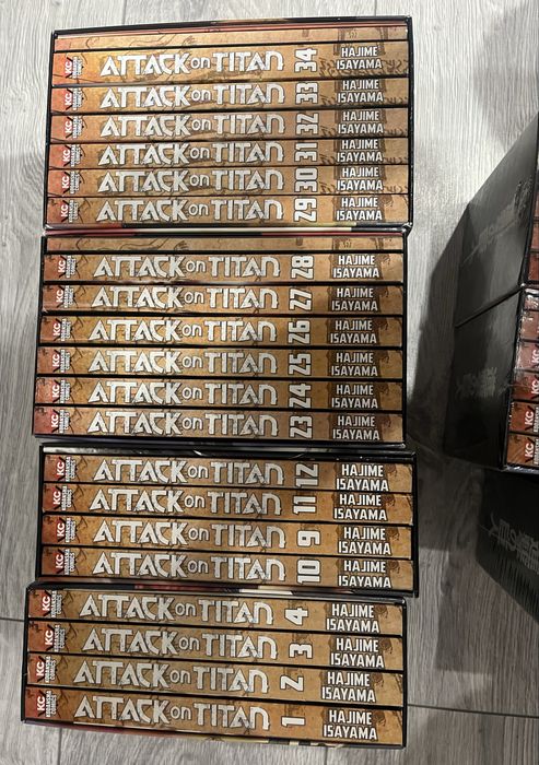 Attack on Titan manga box sets complet (vol.1-34+ extras)