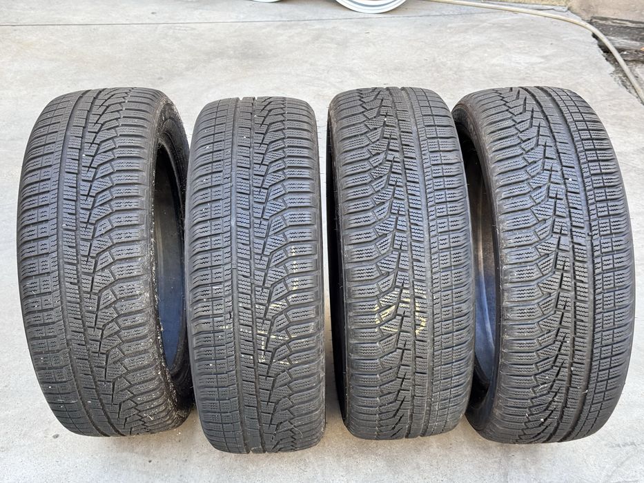 205/55/R17 Hankook Winter 4бр зимни dot1220
